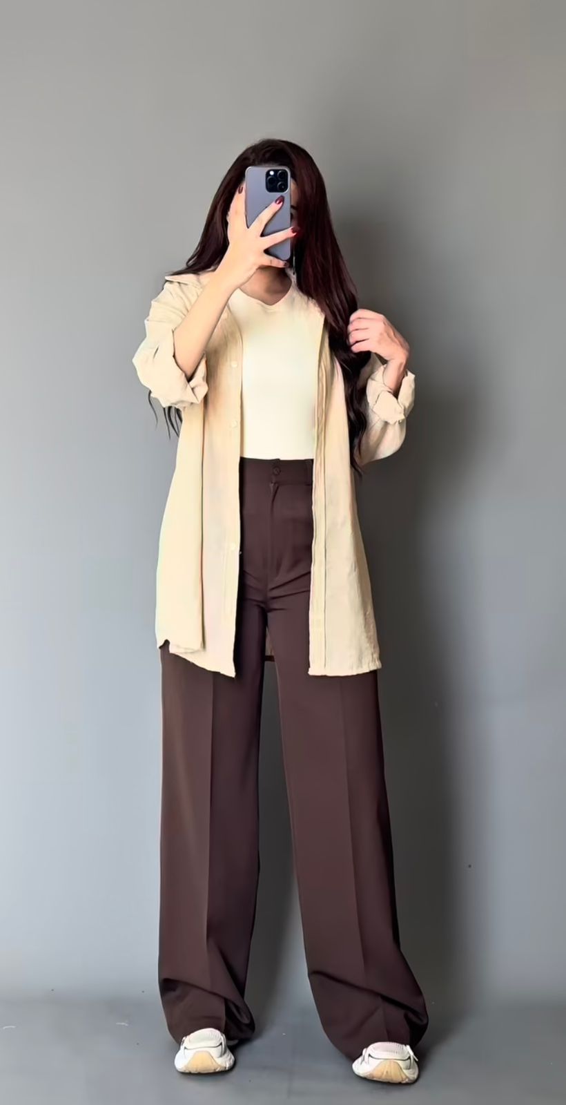 Signature Pleated Wide-Leg Trousers