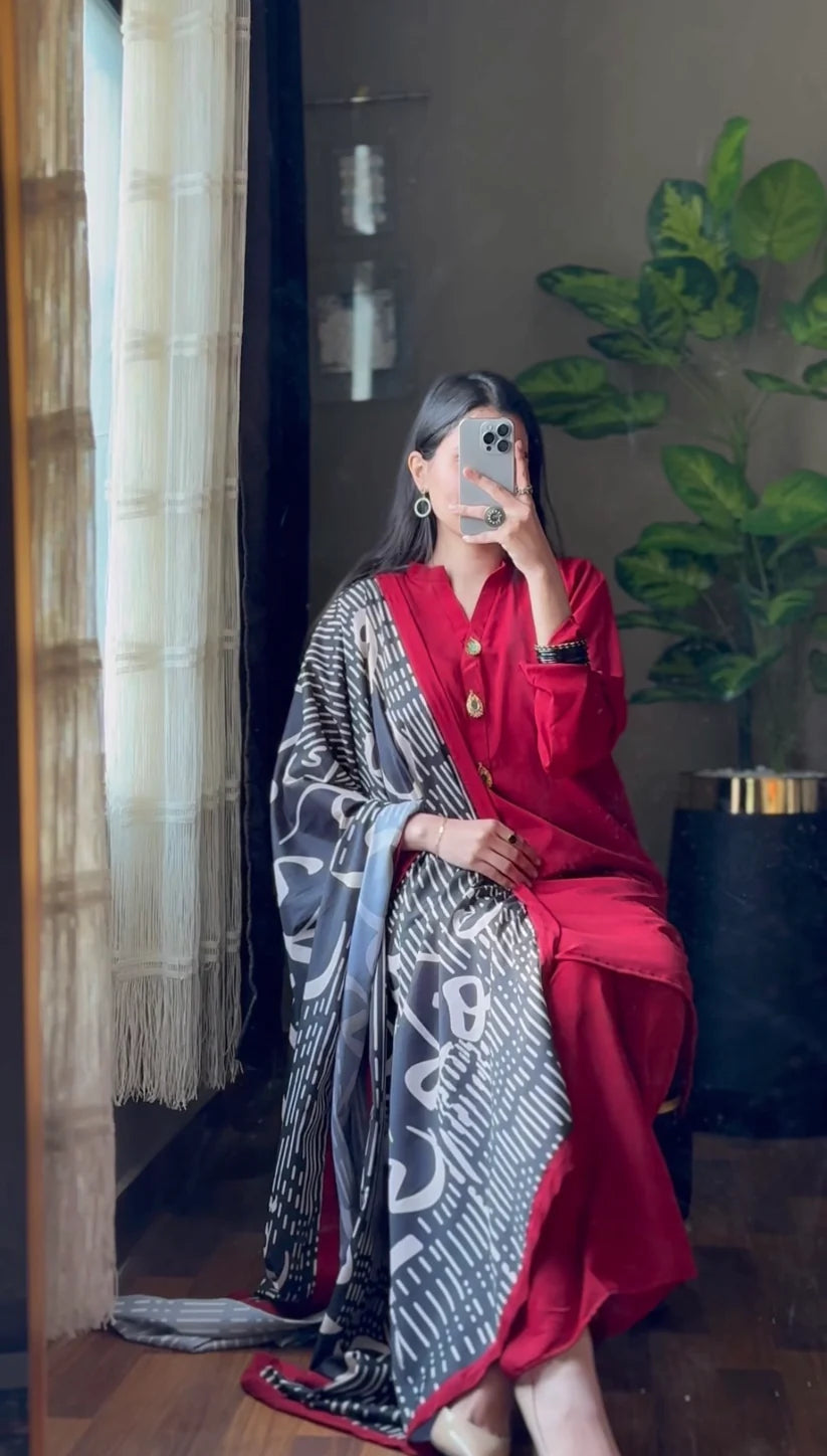 Ruby Noir Calligraphy 3-Piece Ensemble